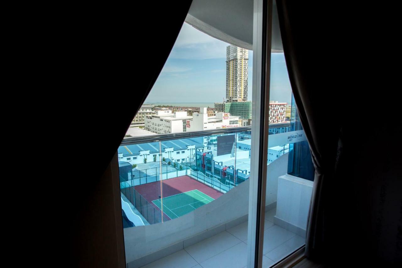 飞跃套房酒店 Malacca 外观 照片